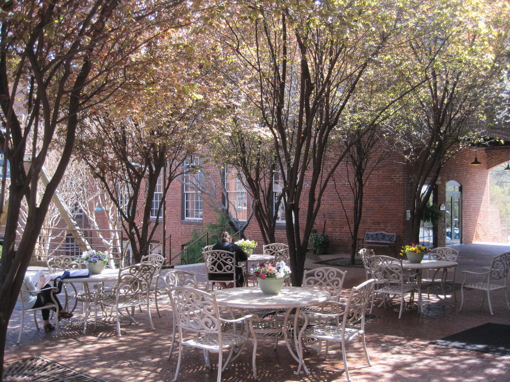 The Historic Brookstown Inn, Trademark Collection By Wyndham Winston-Salem Exterior photo