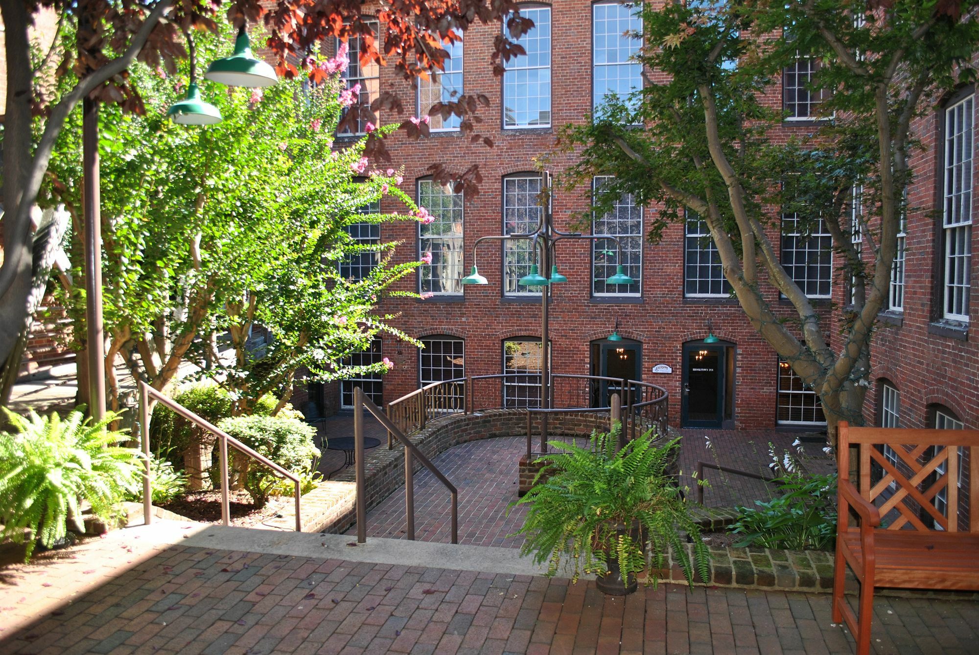 The Historic Brookstown Inn, Trademark Collection By Wyndham Winston-Salem Exterior photo